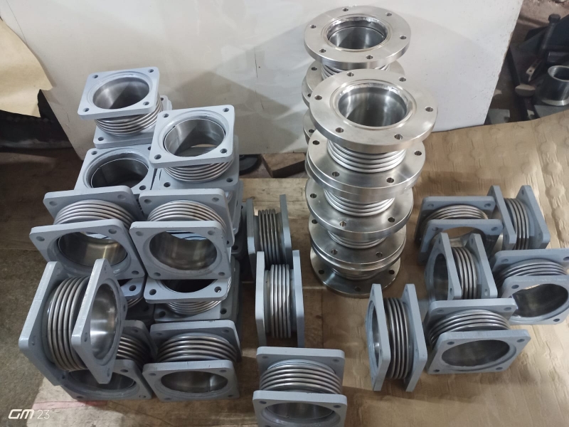 Expansion joint